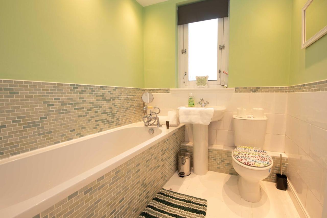 Premier - Chapel Apartment With Driveway! Cleland 외부 사진